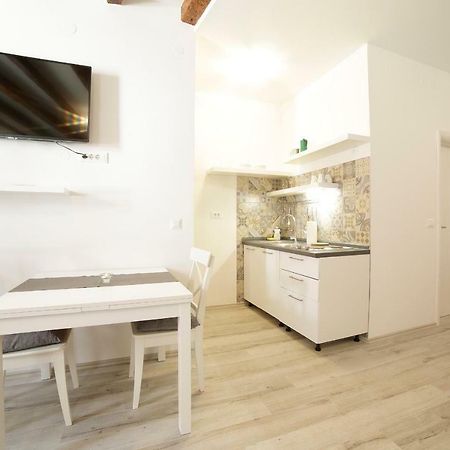 Zen Studio In Center Of Rovinj Exterior photo