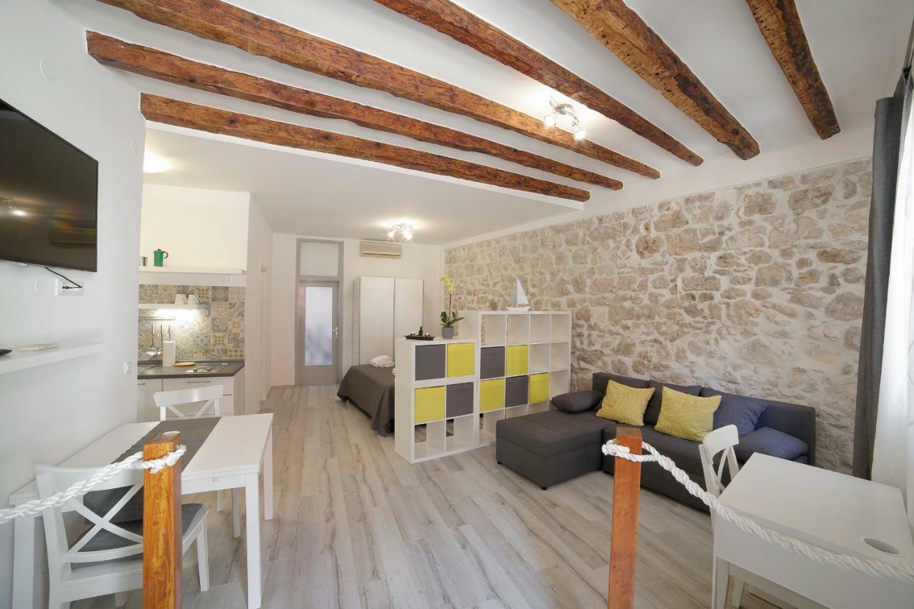 Zen Studio In Center Of Rovinj Exterior photo