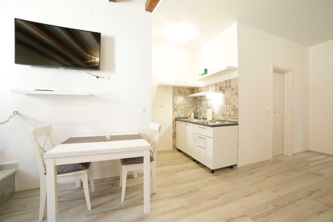 Zen Studio In Center Of Rovinj Exterior photo